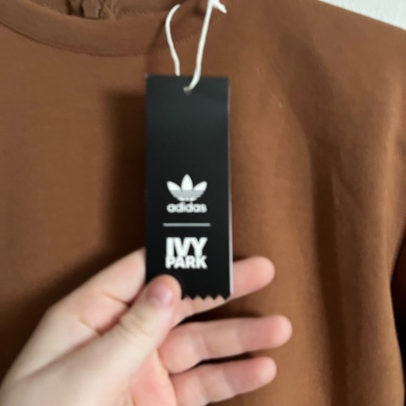 SOLD - Picture 4 of 9